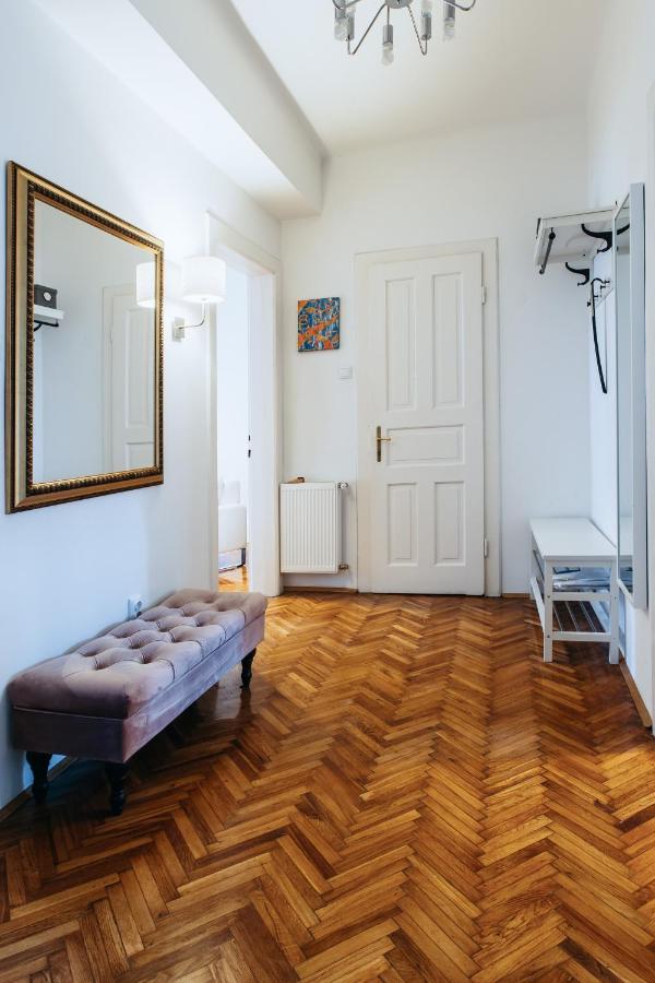 Bond Apartment Zagreb Luaran gambar